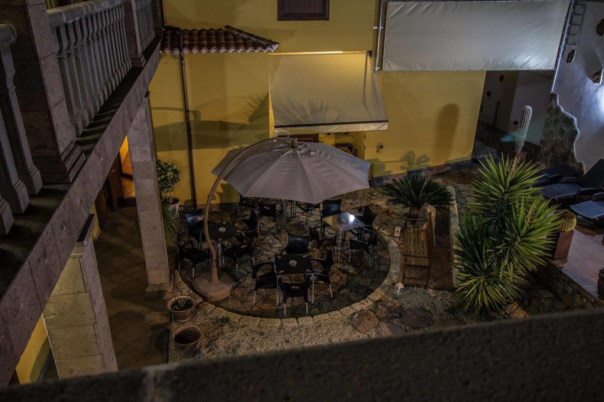 Hotel El Tejar Вилафлор Екстериор снимка